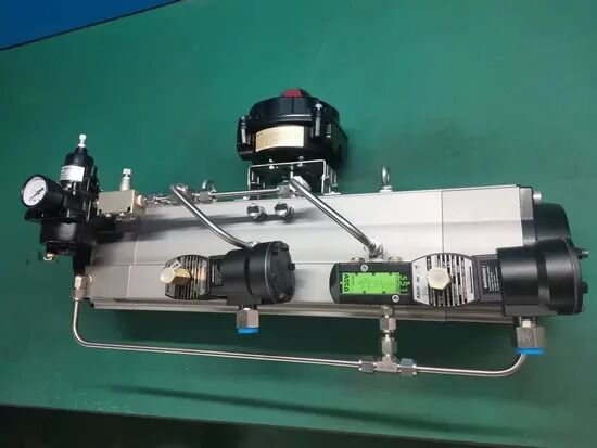 Valva de esfera pneumática de porta completa de aço inoxidável 316 com extremo de flange padrão ISO5211